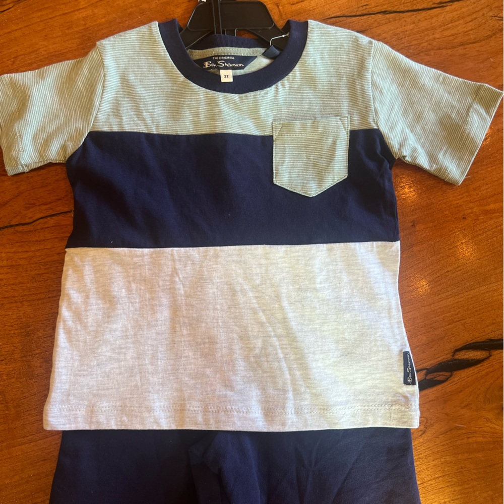 Boys Short Set. Cotton. Size 3T. New with tags.